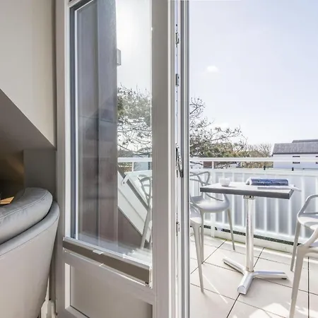 Haus Doktor Ross Strasse 31 Whg 8 *